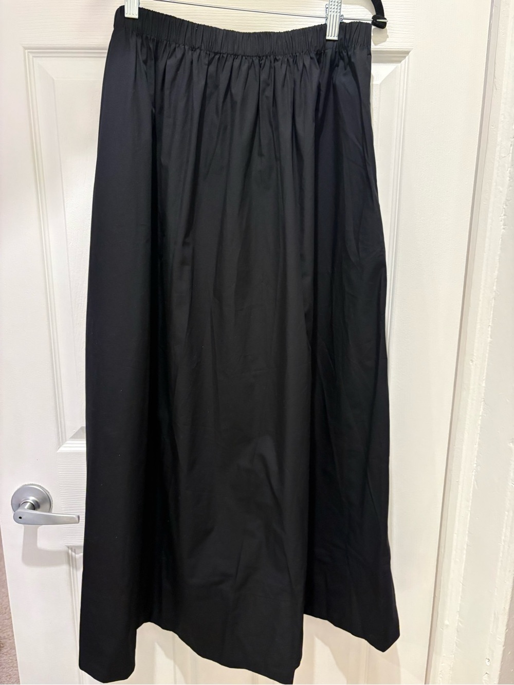 NWT Quince 100% Organic Cotton Black Midi Skirt Size Medium Elastic Waist - Picture 4 of 9
